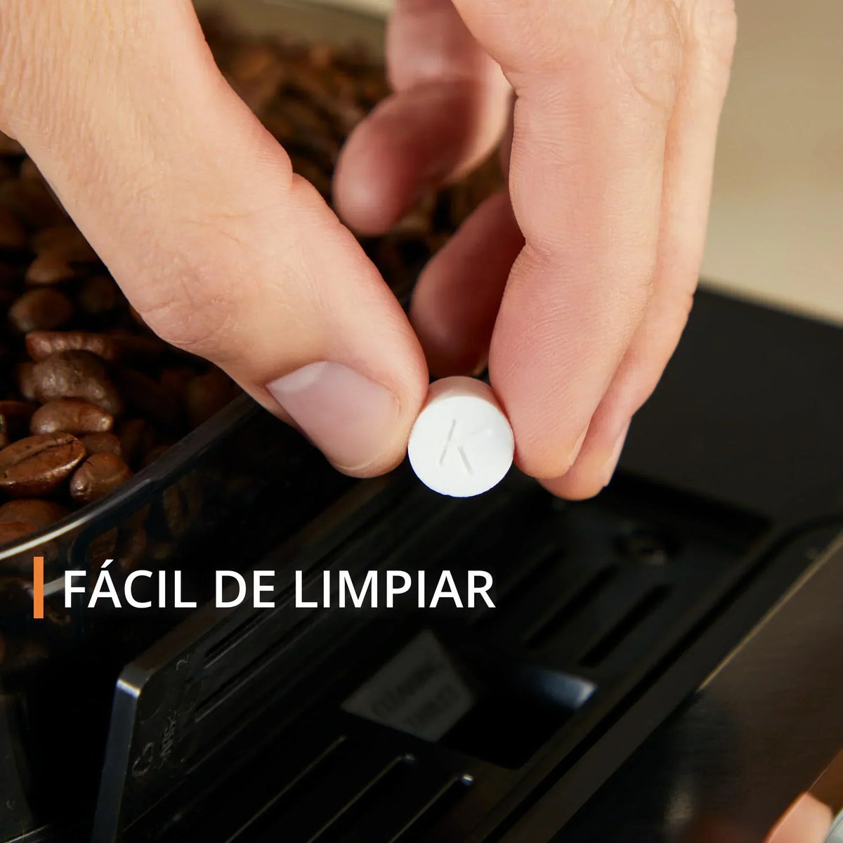 2025 Krups Essential - Cafetera súper automática, 15 Bares de presión, Molinillo cónico de Metal, con selección de cantidad e Intensidad de café, 1.7 l, 1 Cups, Acero, Pantalla LCD + Acc. Leche